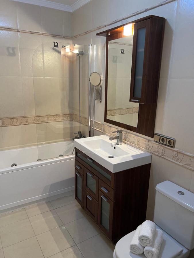 Casa Bajamar Playa Apartment เนร์คา ภายนอก รูปภาพ